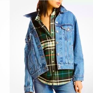 Levi’s Ex Trucker Boyfriend dark Denim Jean Jacket distressed longhorn bull art